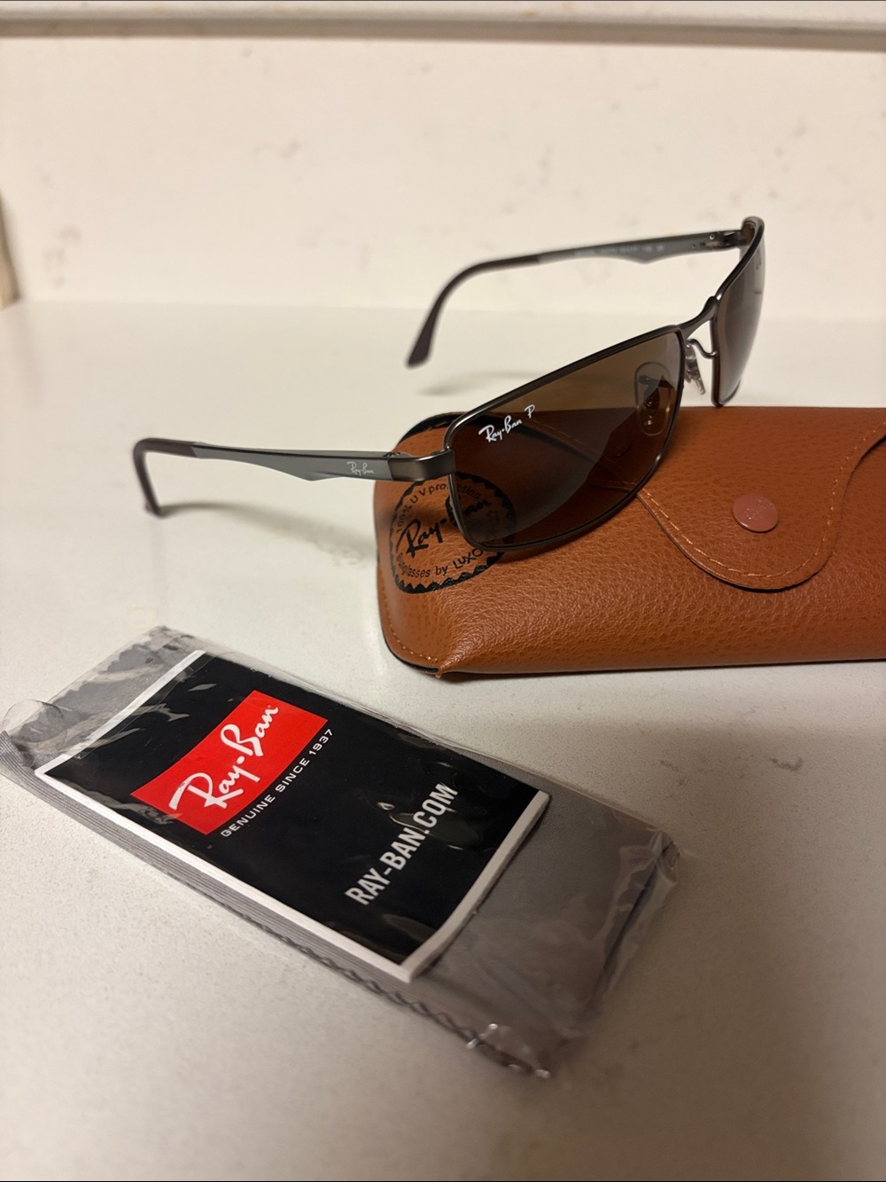Ray-Ban RB3498 Sunglasses in Gunmetal With Gradient Brown Polarized Lens (NWOT) - Picture 4 of 12